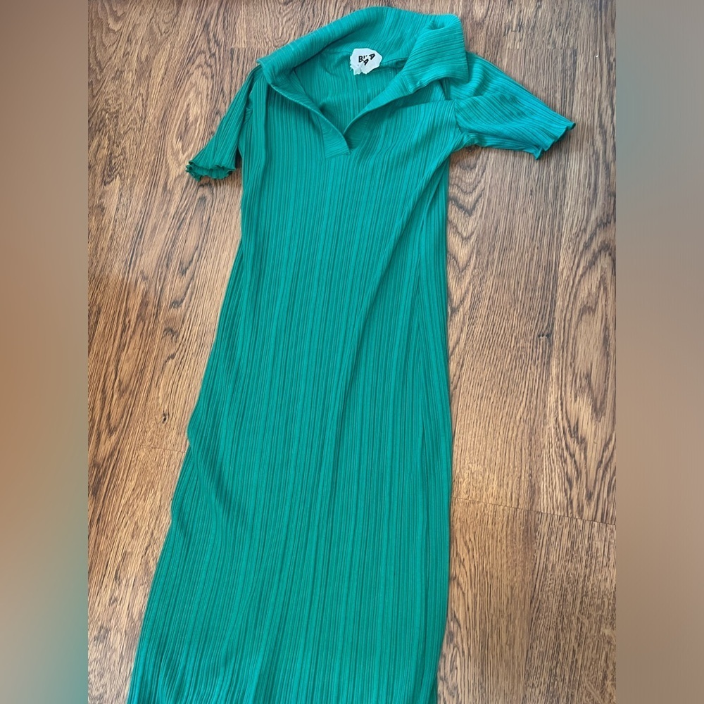 Bimba y Lola ribbed midi dress vibrant green xs fitted lightweight comfy beach - Picture 2 of 9